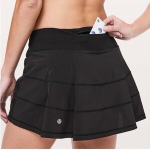 Lululemon Pace Rival Regular Size 6 Skirt *4-way
Stretch 13" in Black